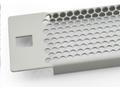 19" záslepka 1U plastový zámek, síto 75%-4mm