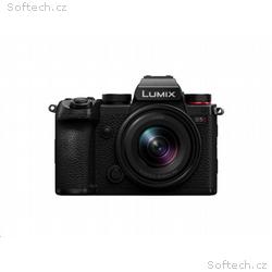Panasonic Lumix S5D + 18-40 mm