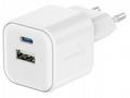 SWISSTEN SÍŤOVÝ ADAPTÉR GaN 1x USB-C 20W PD A 1x U